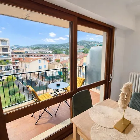 Апартаменты Elegant, Vue Super-cannes, Centre-ville Канны