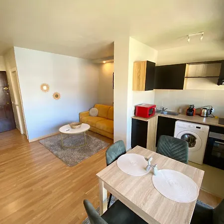 Elegant, Vue Super-cannes, Centre-ville Апартаменты Канны
